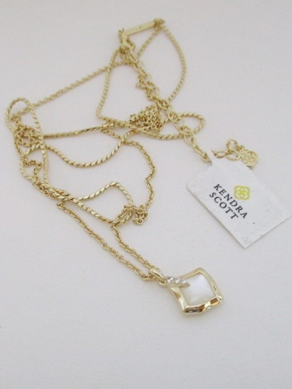 KENDRA SCOTT - Joelle Ivory Mother Of Pearl Multi Stand Gold Tone Necklace